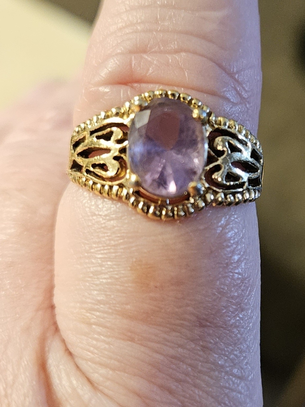 Gold Filigree Ring with Light Purple Gemstone. Size 9